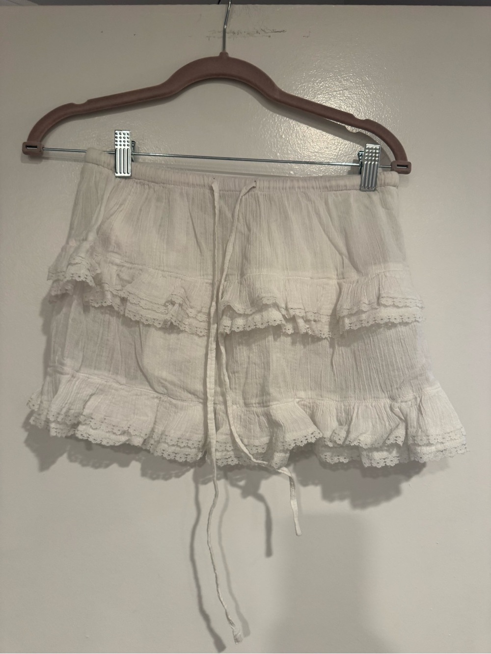Y2K White Ruffle Tiered Drawstring mini skirt - small